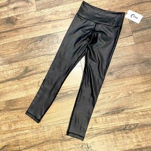NWT Black Metallic Light n Tight Hi-Rise Leggings 7/8 24” (2)